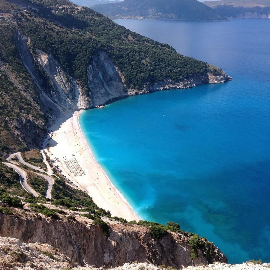 Apollonides Seafront Villa 2 Melete Lixouri Bagian luar foto